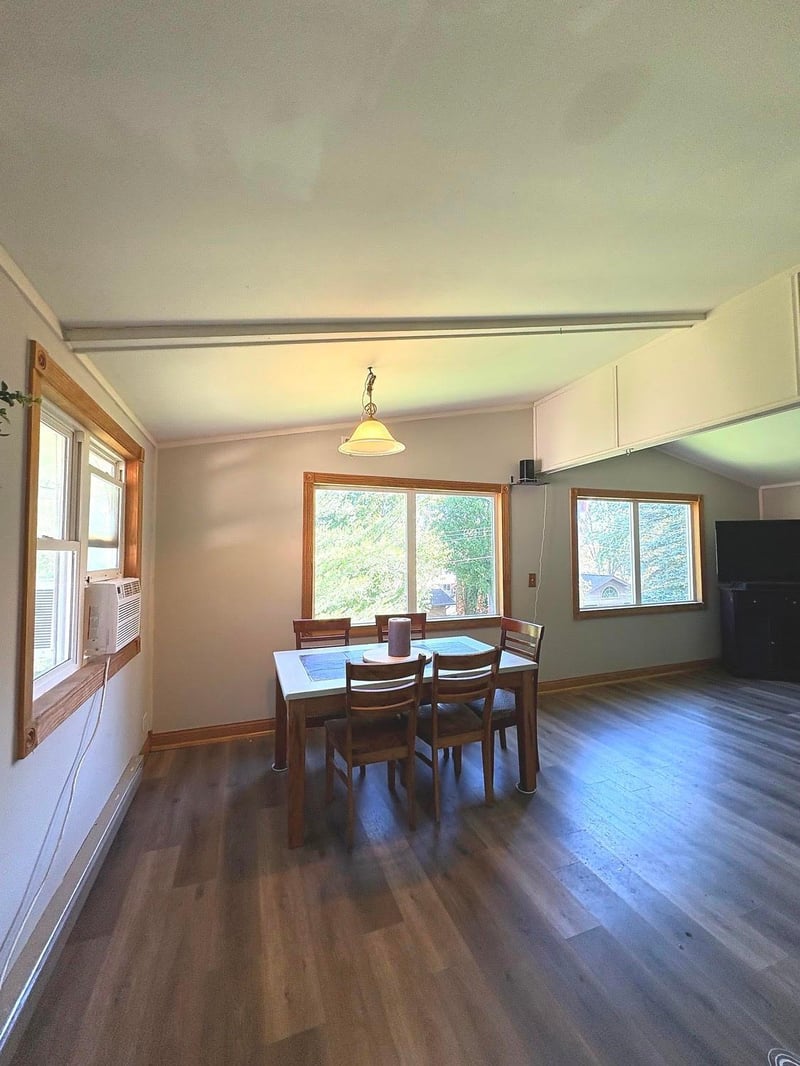 742 W Dale St, Ellsworth, WI 54011