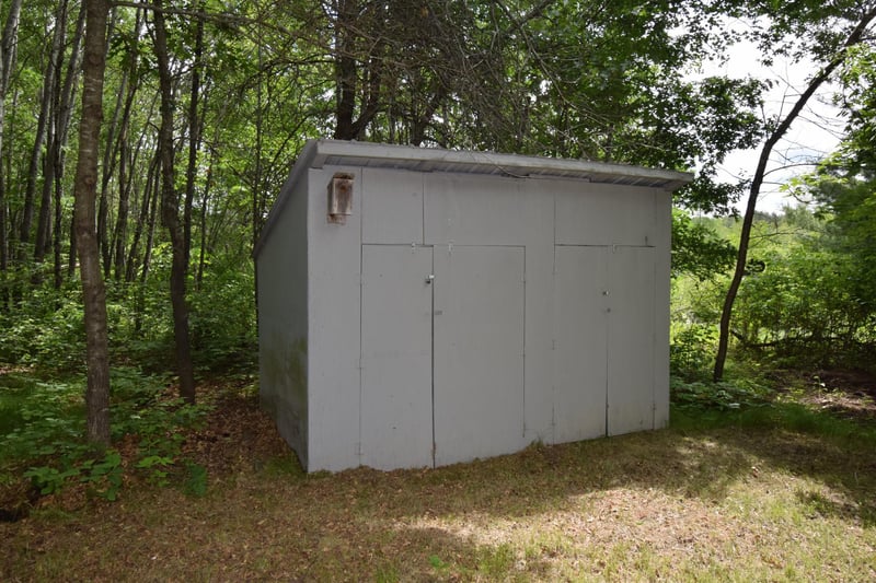 4411 Lunsman Dr, Danbury, WI 54830
