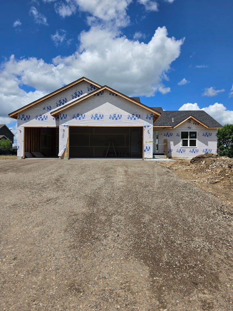 698 Ridgewood Ln, Delano, MN 55328
