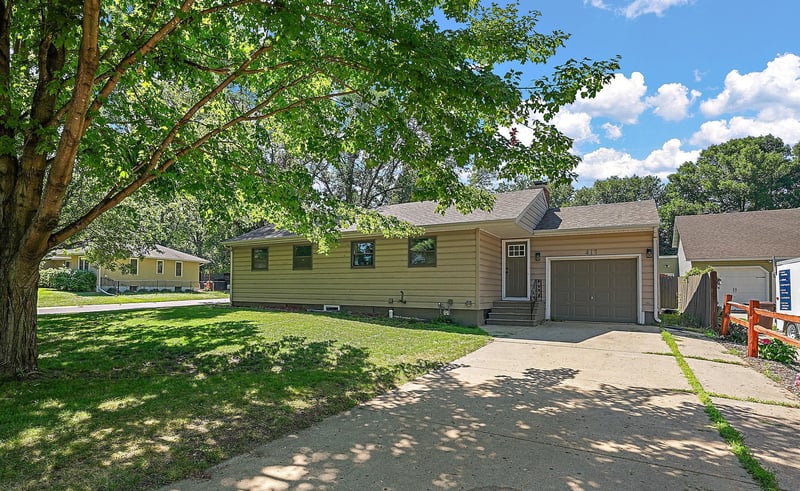 417 Central Ave S, Young America, MN 55397