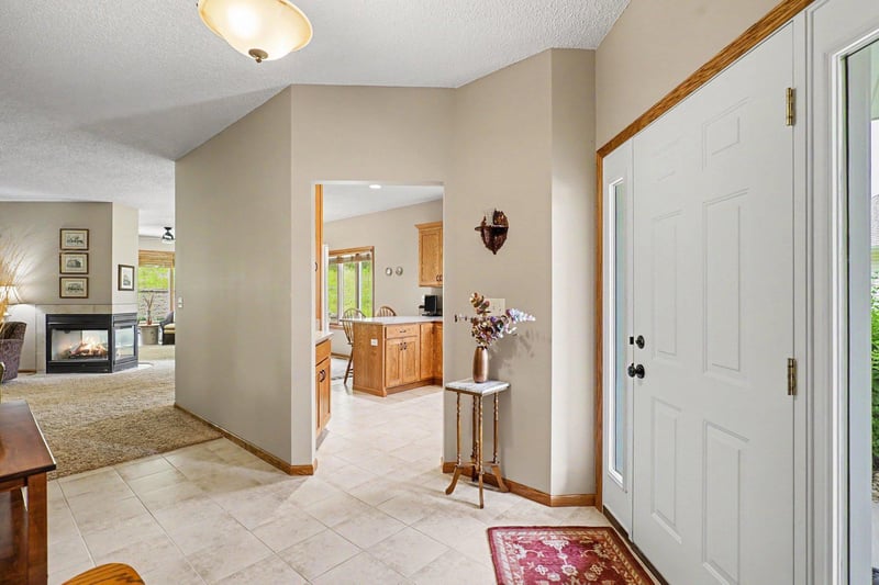 3476 Briarview Ct, Red Wing, MN 55066