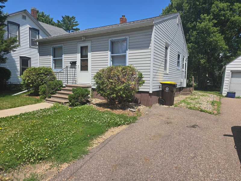 401 Willow St, Fairmont, MN 56031