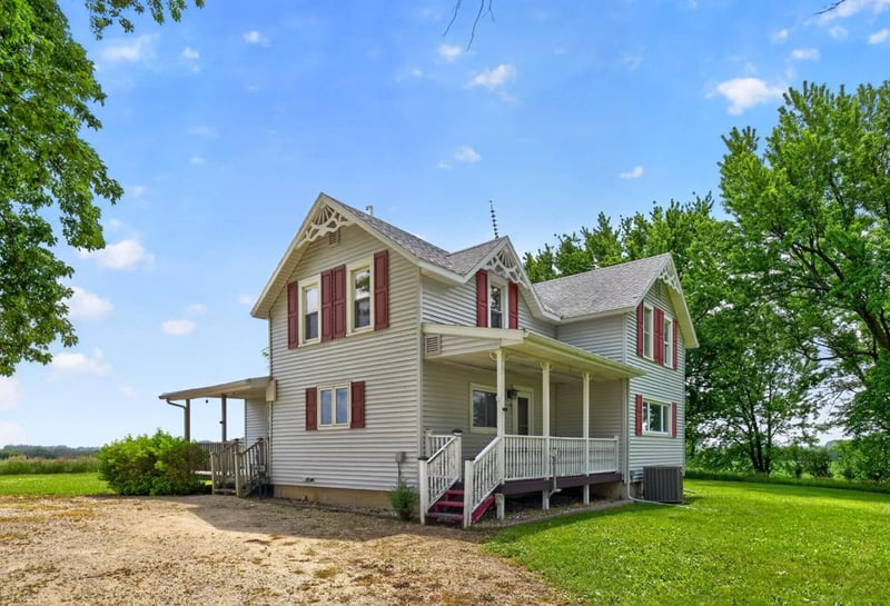 73584 260th Ave, Hayfield, MN 55940
