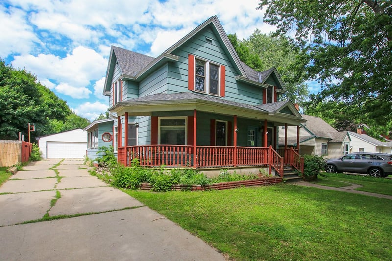 715 N Holcombe Ave, Litchfield, MN 55355