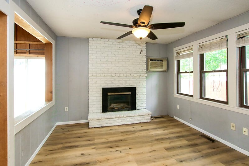 715 N Holcombe Ave, Litchfield, MN 55355