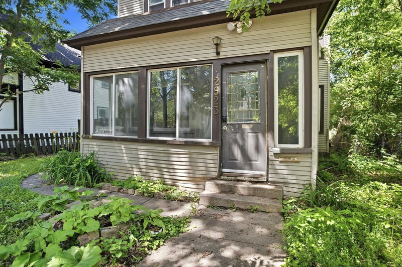 2923 Girard Ave N, Minneapolis, MN 55411
