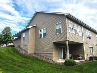 11601 Alpine Dr, Monticello, MN 55362