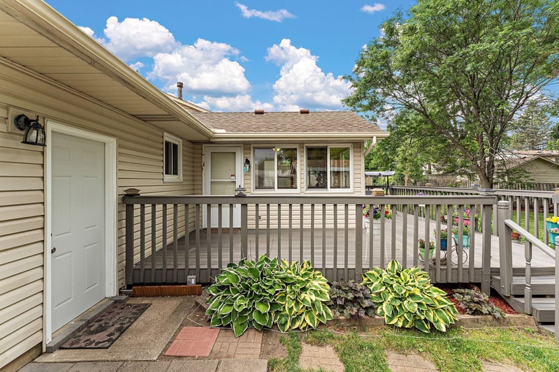7358 Innsdale Ave S, Cottage Grove, MN 55016