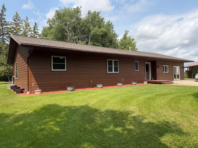 40439 230th St, Roseau, MN 56751