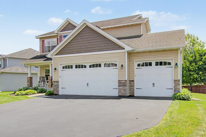 801 Yellowstone Trl, Waconia, MN 55387