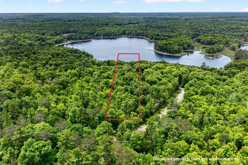 12765 Brady Rd, Drummond, WI 54832