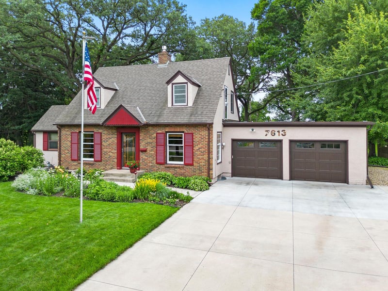 7613 49th Ave N, New Hope, MN 55428