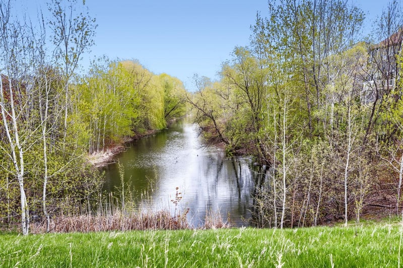 7241 Jewel Ln N #801, Maple Grove, MN 55311