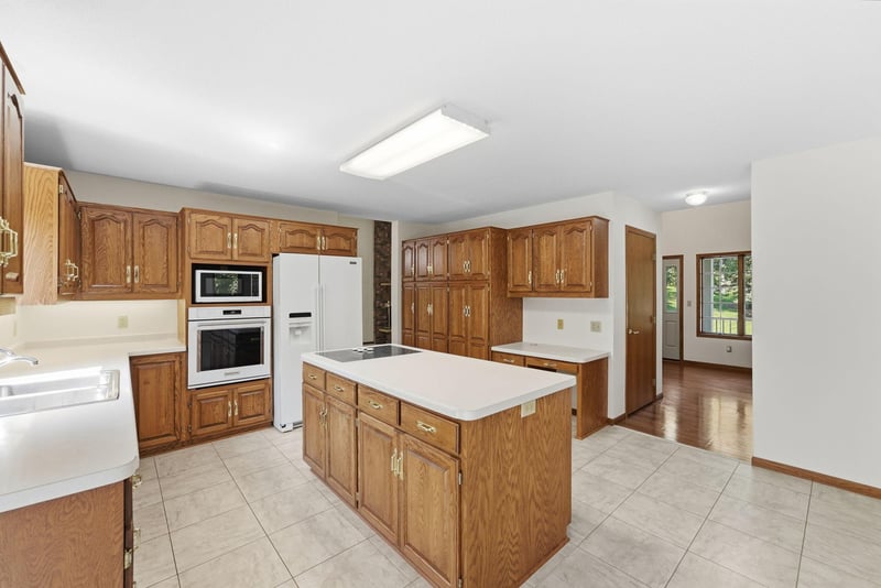 2320 40th St N, Sartell, MN 56377