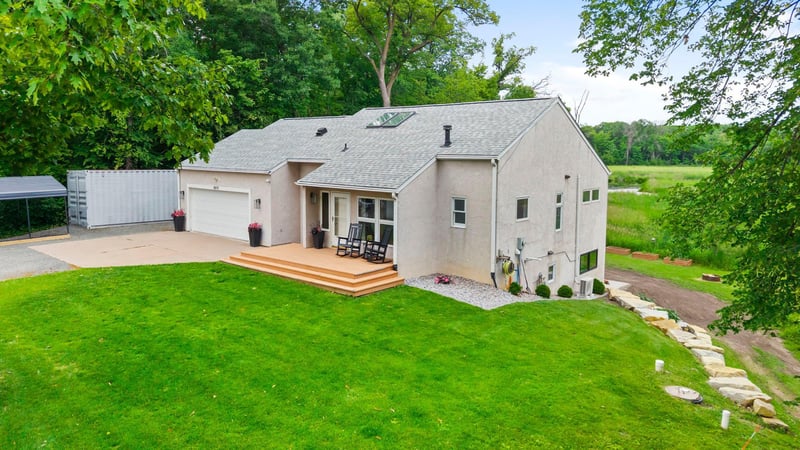 8870 202nd St N, Forest Lake, MN 55025