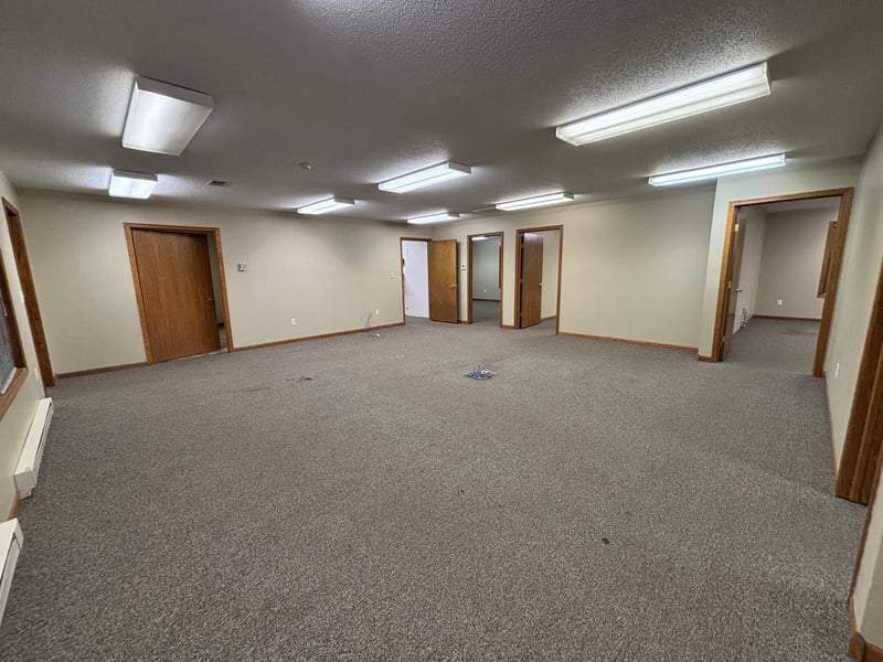 311 W Gabrielson Rd #5, Luverne, MN 56156