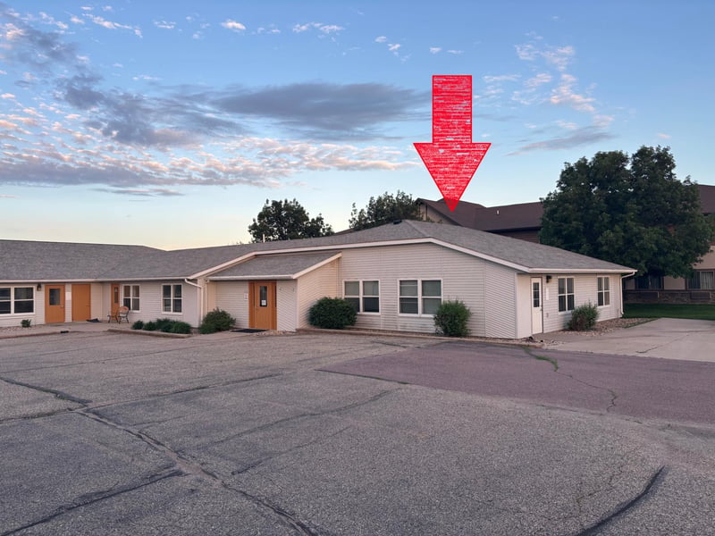 311 W Gabrielson Rd #5, Luverne, MN 56156