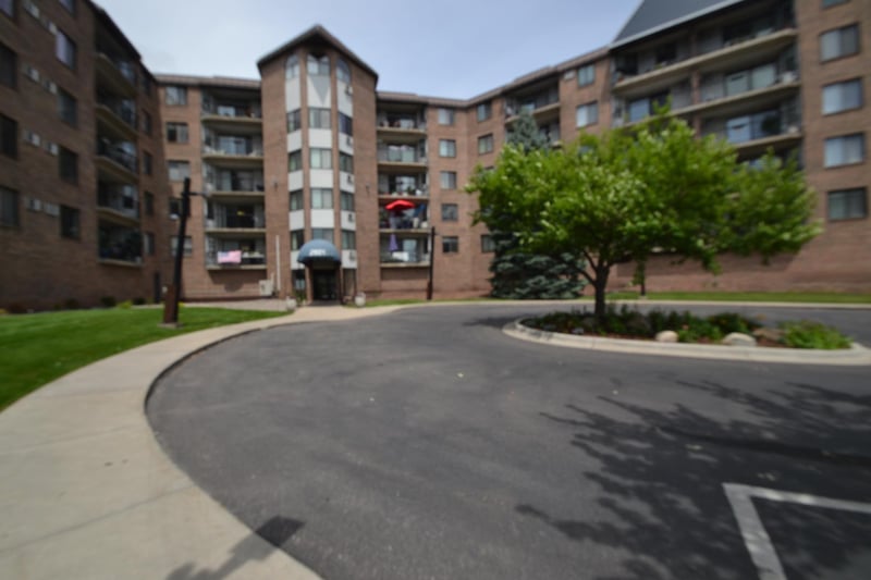 2601 Kenzie Ter #230, Saint Anthony, MN 55418