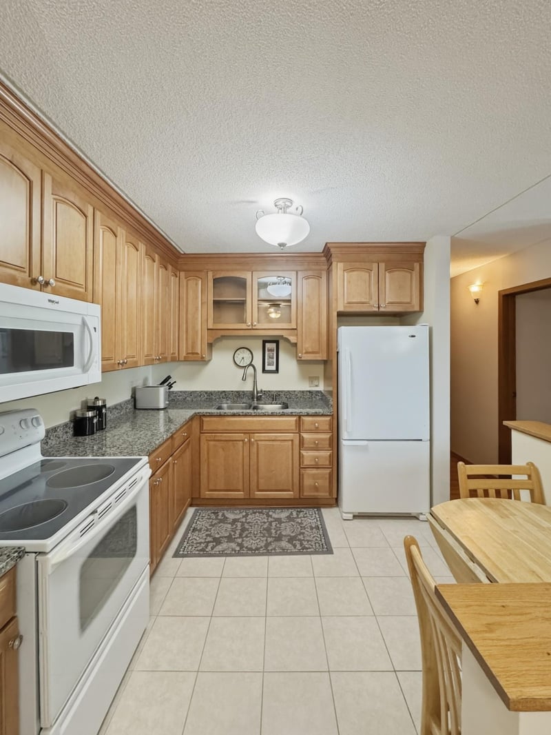 2601 Kenzie Ter #230, Saint Anthony, MN 55418
