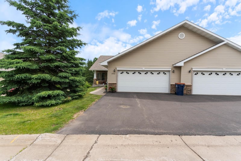 3753 Keene Creek Ln, Hermantown, MN 55811