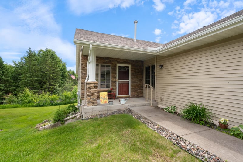 3753 Keene Creek Ln, Hermantown, MN 55811