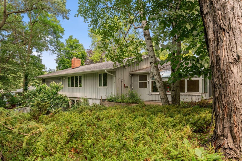 4723 Forest Cir, Minnetonka, MN 55345
