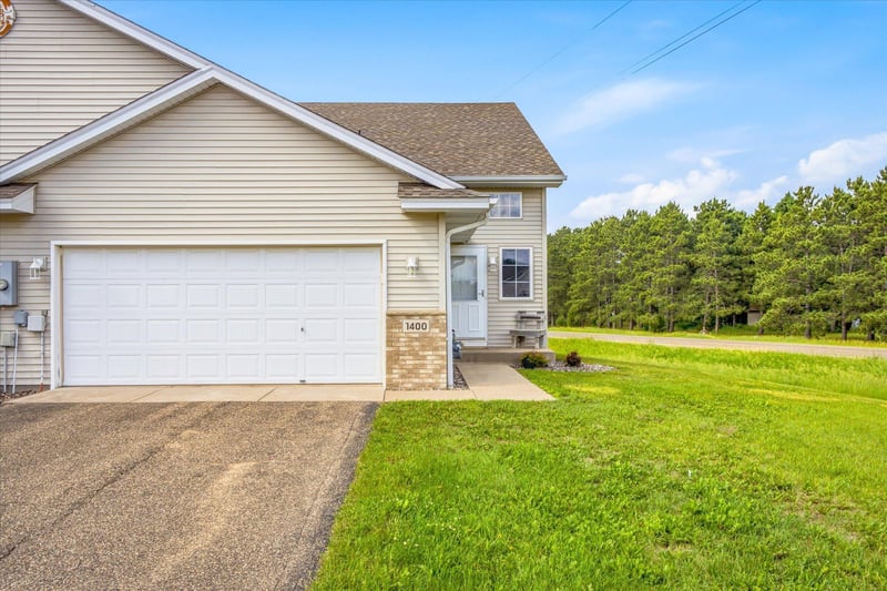 1400 17th St N, Princeton, MN 55371