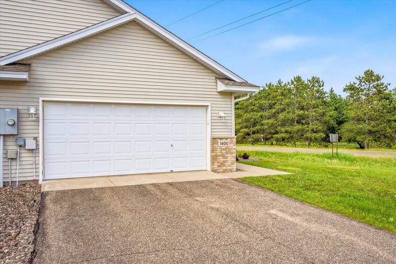 1400 17th St N, Princeton, MN 55371