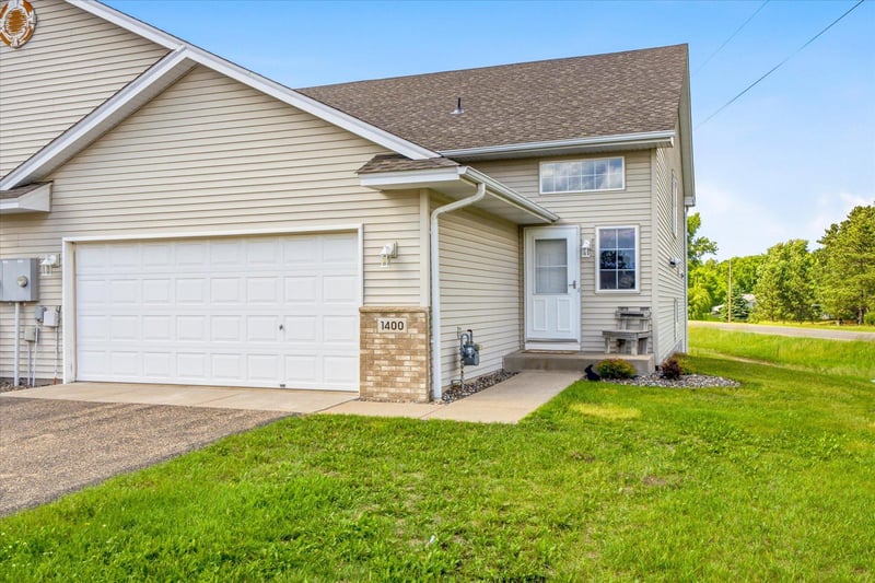 1400 17th St N, Princeton, MN 55371