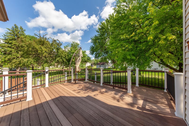 112 4th St S, Gaylord, MN 55334