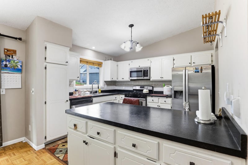 17762 S Shore Ln W, Eden Prairie, MN 55346