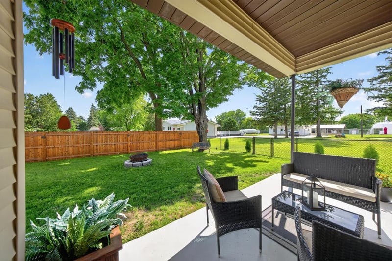 416 Smith St, Spring Valley, MN 55975