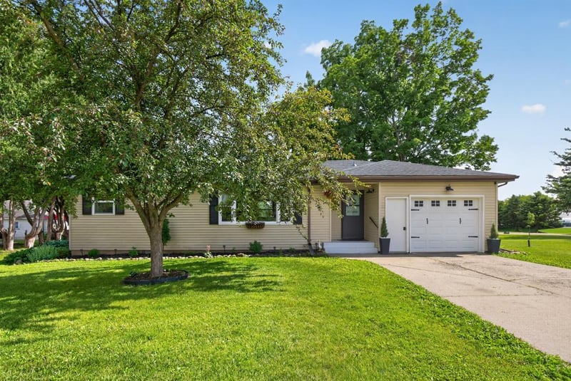 416 Smith St, Spring Valley, MN 55975