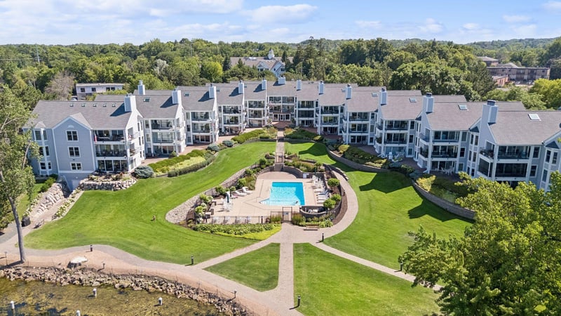 603 Lake St #215, Excelsior, MN 55331