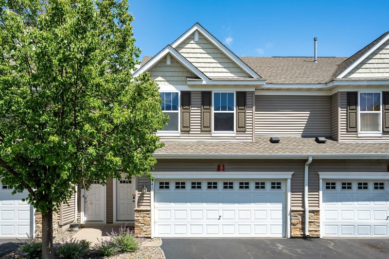 341 Jolly Ln NE, Columbia Heights, MN 55421