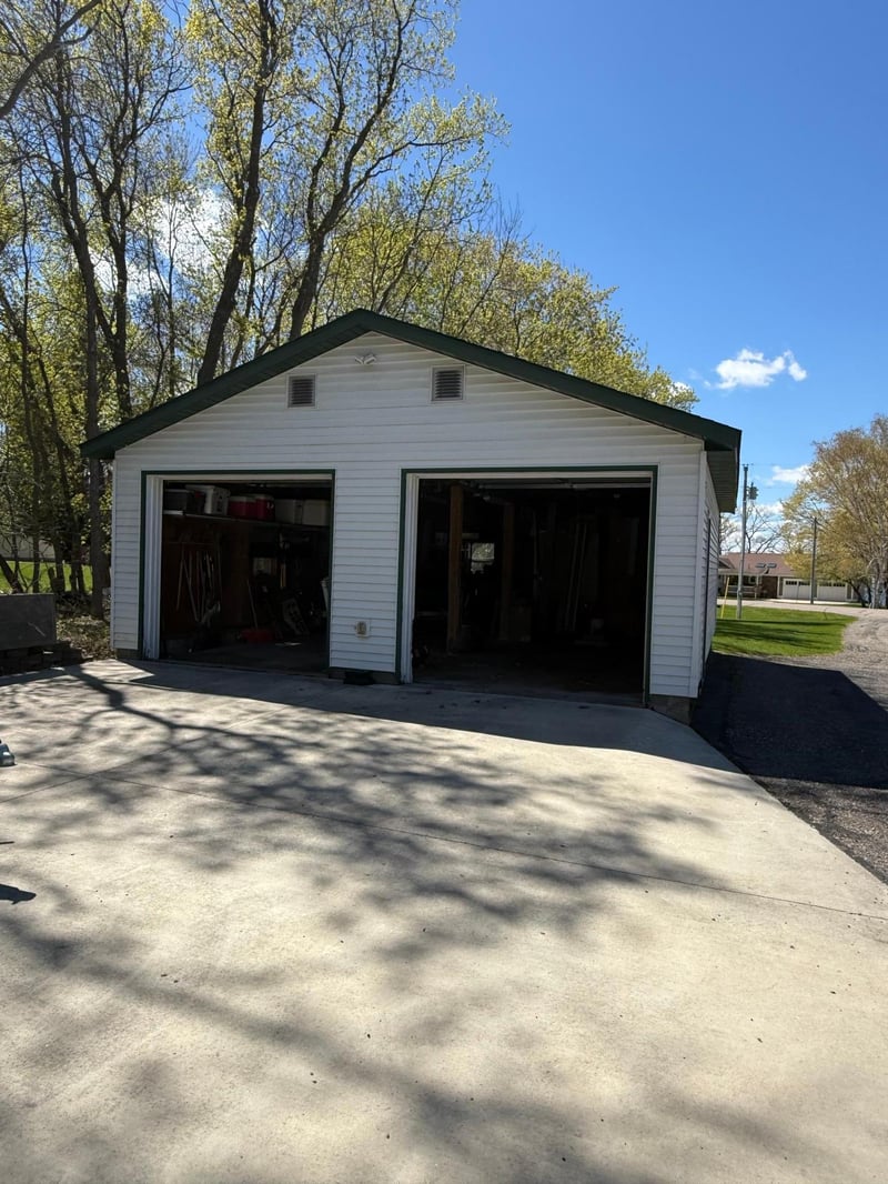 7893 E Lake Carlos Dr NE, Carlos, MN 56319