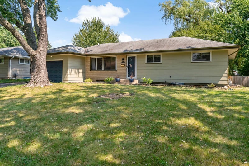 4724 Oregon Ave N, New Hope, MN 55428