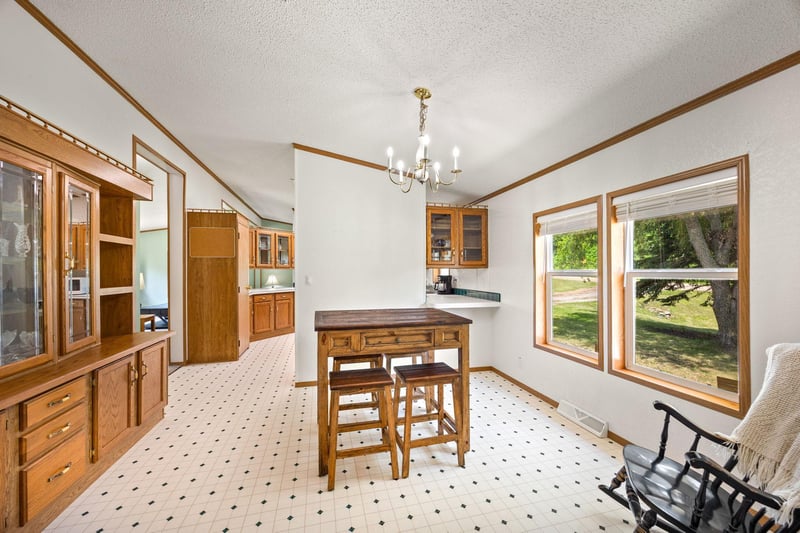 70367 180th St, Dassel, MN 55325