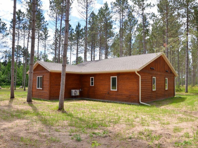 23386 Sleepy Hollow Ct, Sebeka, MN 56477