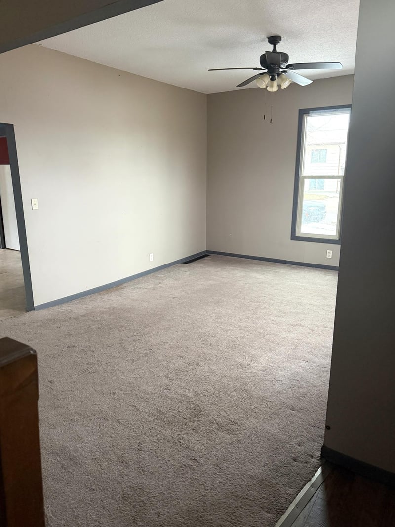 764 3rd Ave, Windom, MN 56101