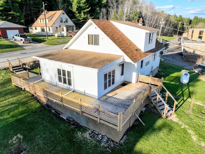 110 3rd St N, Tower, MN 55790