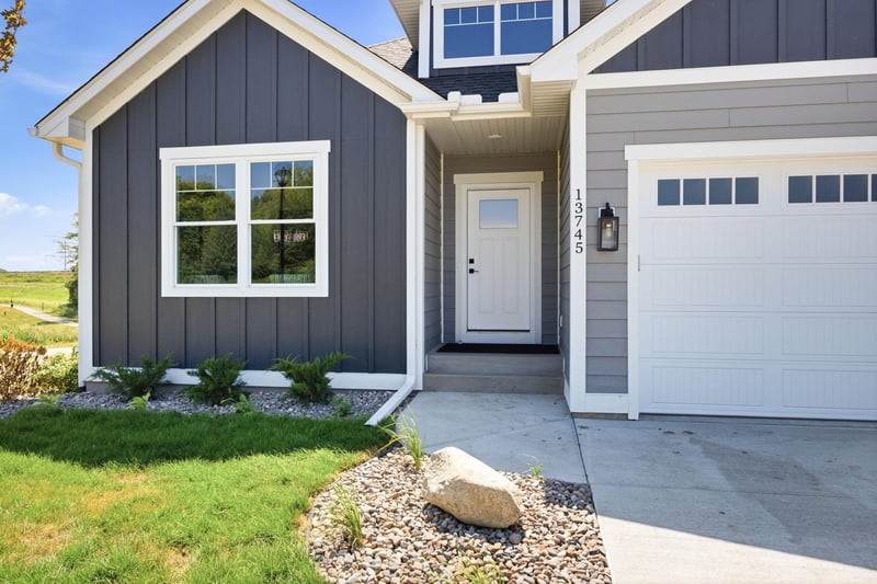 13745 102nd Ct N, Maple Grove, MN 55369