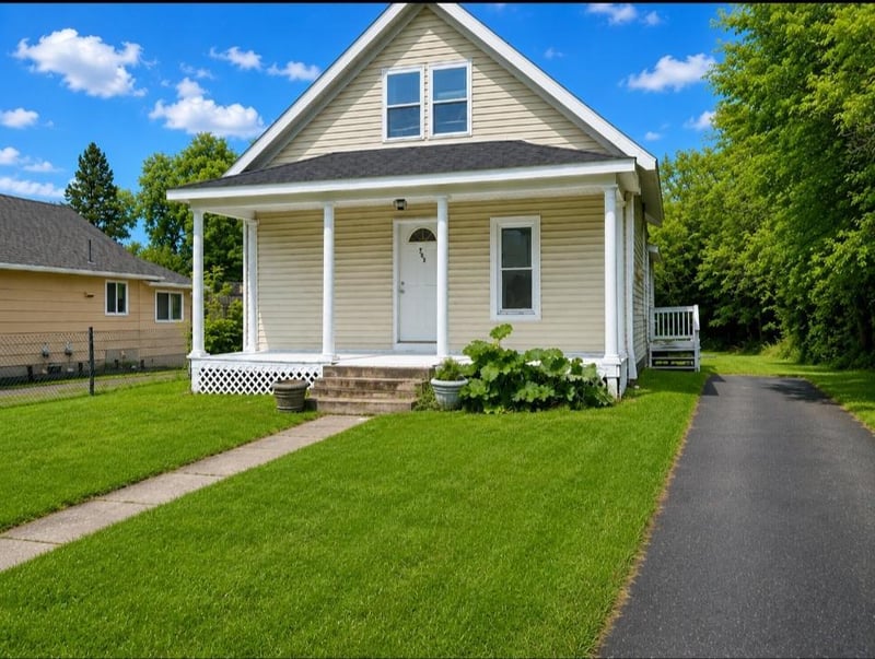 705 SE 19th St, Brainerd, MN 56401