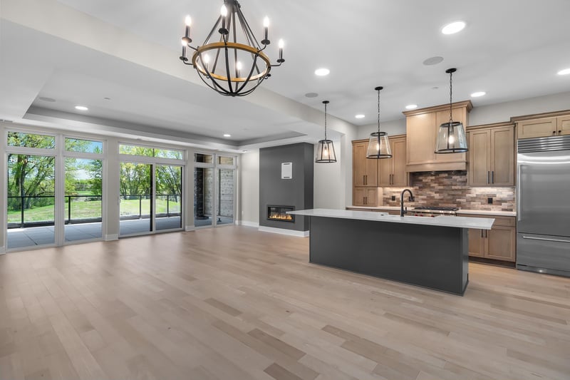 1 Hill Farm Rd #111, North Oaks, MN 55127