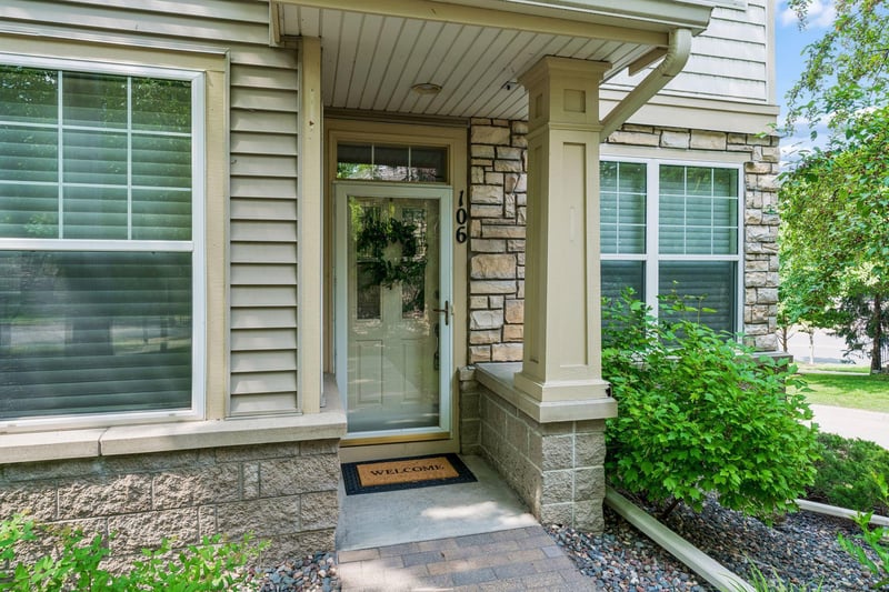 8292 Labont Way #106, Eden Prairie, MN 55344