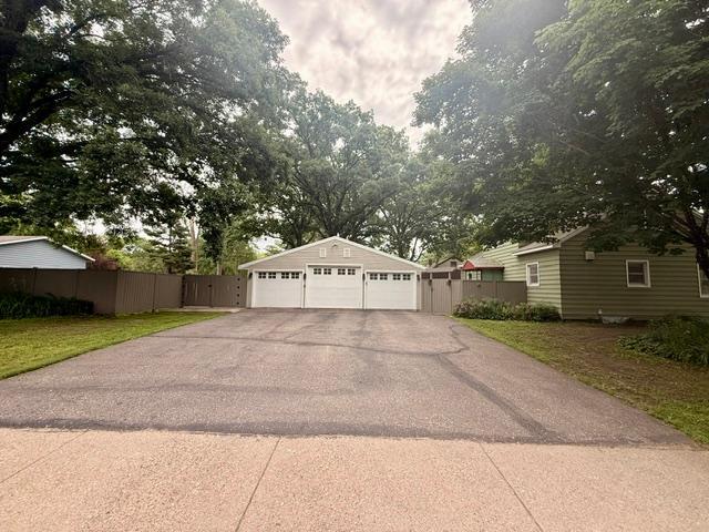 614 8th Ave SW, Little Falls, MN 56345