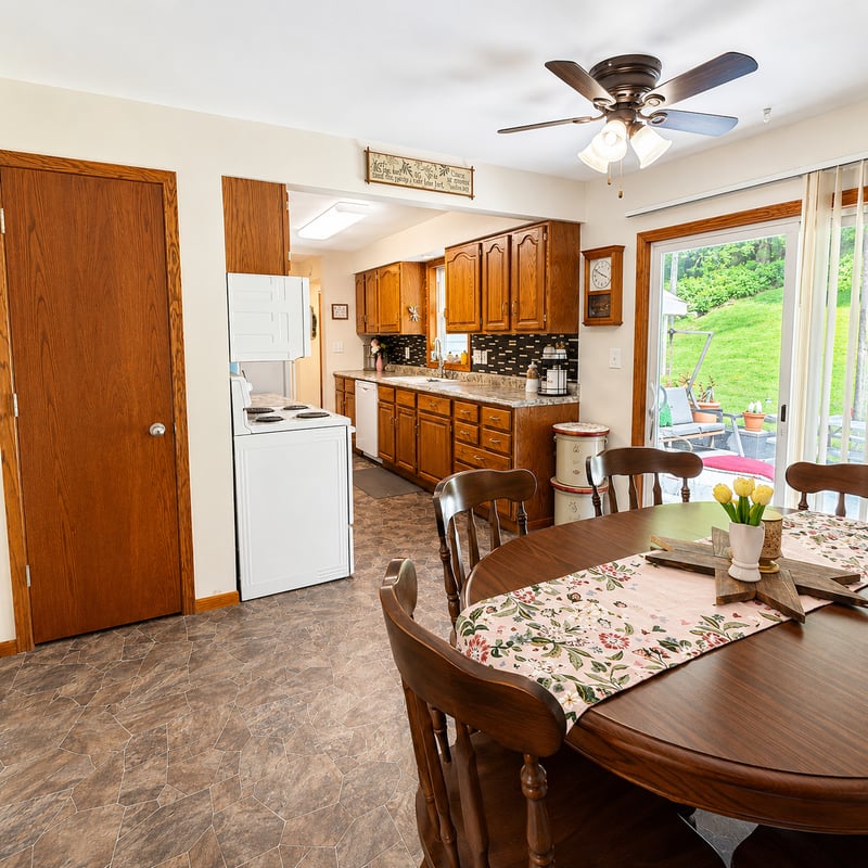 1629 Poplar Dr, Red Wing, MN 55066