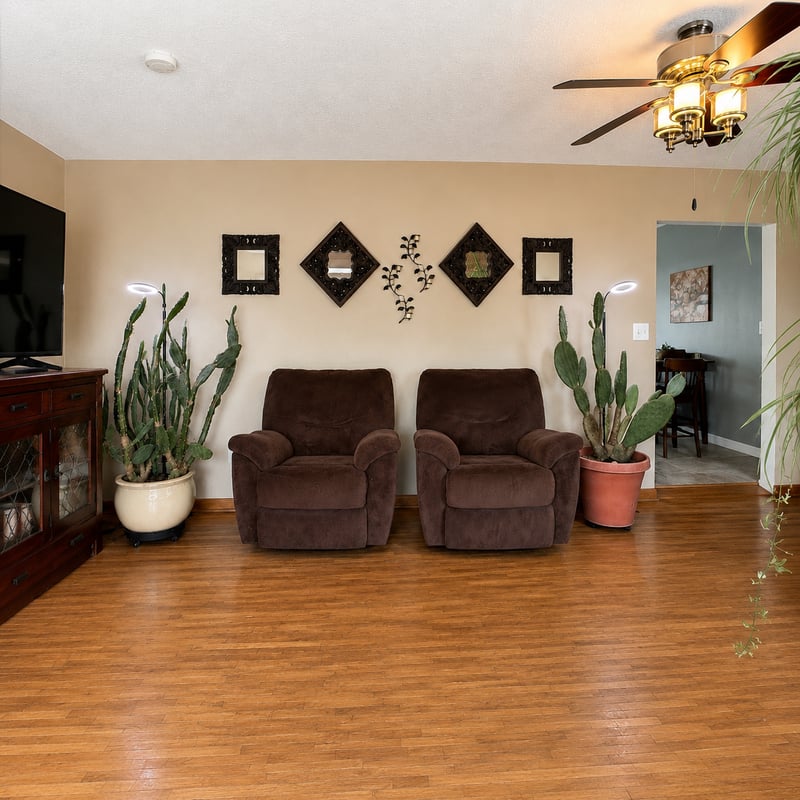 1629 Poplar Dr, Red Wing, MN 55066