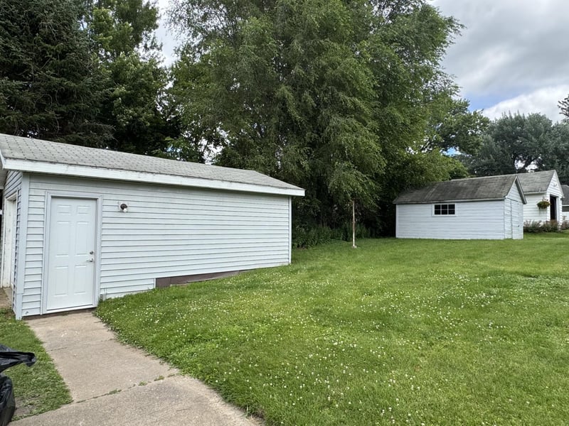 449 13th St, Red Wing, MN 55066