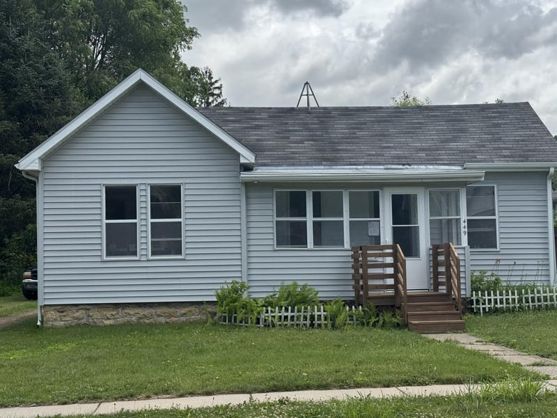 449 13th St, Red Wing, MN 55066